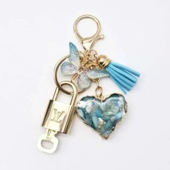 100% Auth Louis Vuitton Lock & Key with unbranded Bagcharm, Keycharm, Keychain - Picture 1 of 6